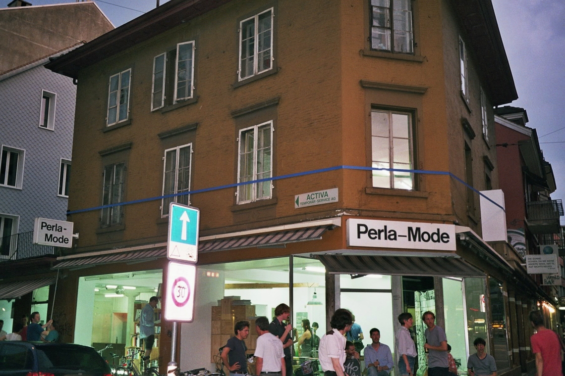 Gregory Polony, Installationsansicht, message salon 2010