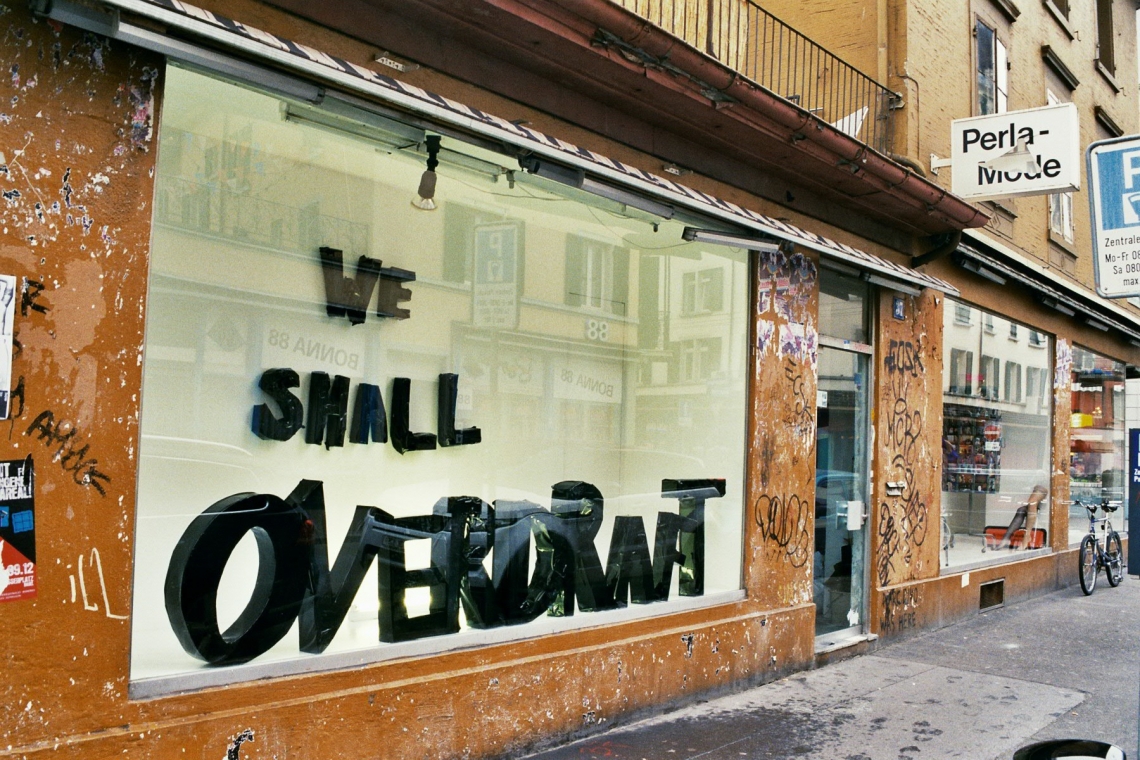 Perla-Mode, Brauerstrasse,  Oktober 2011, Roy Menachem Markovich