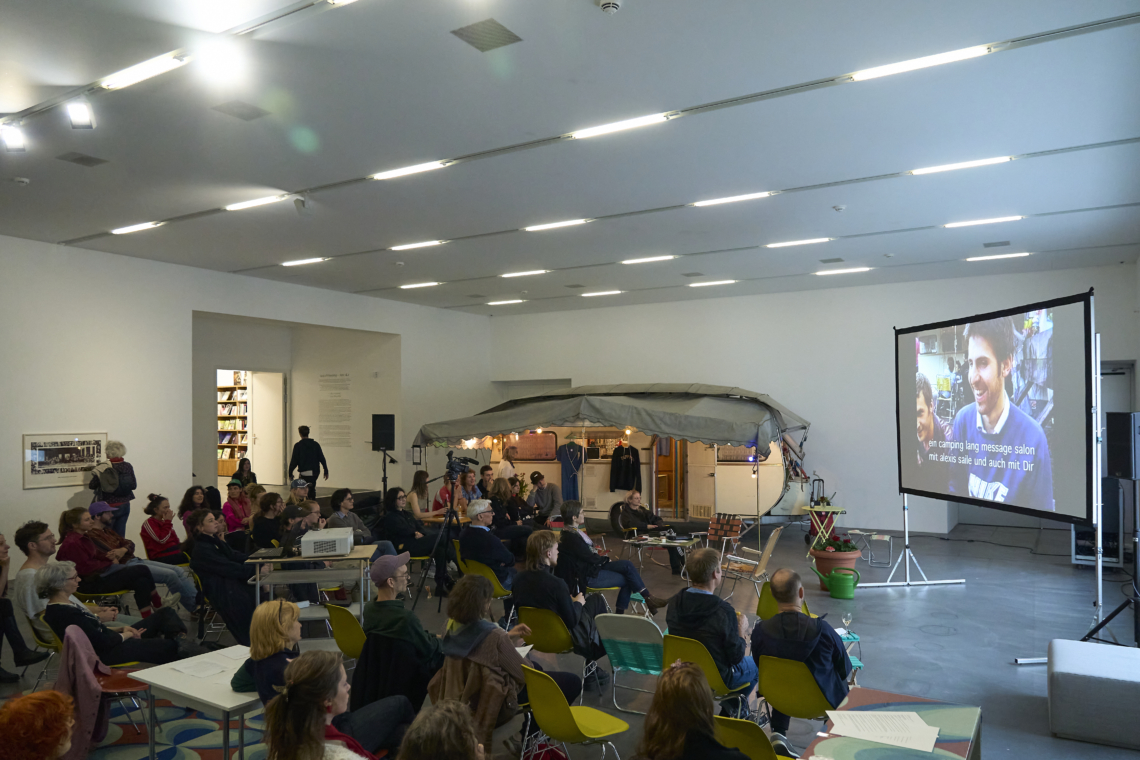 message salon Videoclub on camping. Foto Nicolas Duc