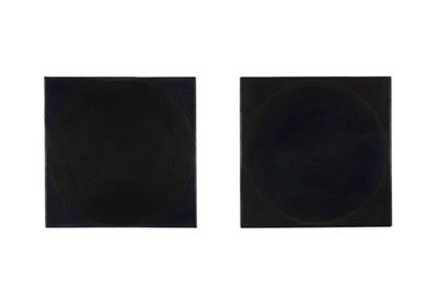 
Nora Steiner: Behauptung 1A und Behauptung 2B, 2013
Öl auf Leinwand, je 25 x 25 cm