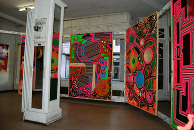 "Oliver Ross und Kerim Seiler stellen aus", 2009, Installationsansichten Parterre Perla-Mode Fotos: Felipe Mujica