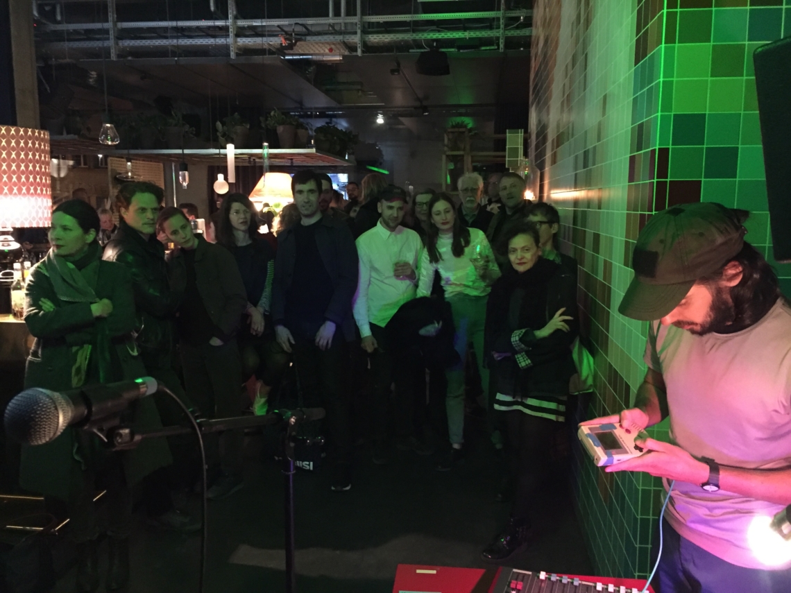 Lukatoyboy on gameboy