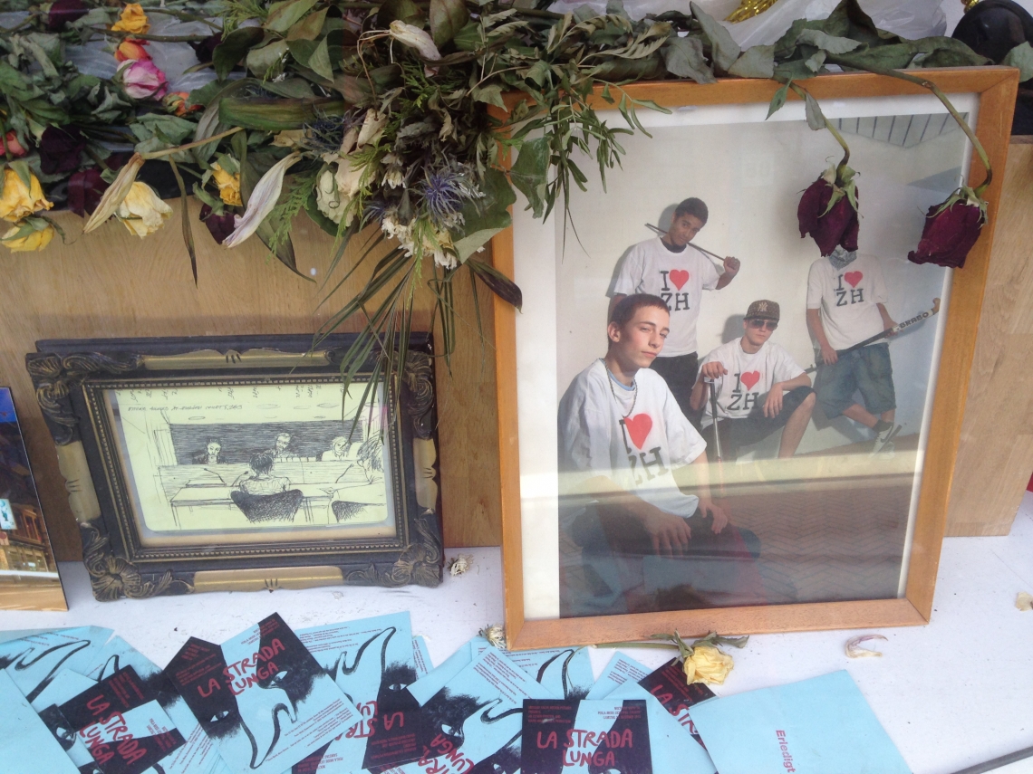 message salon Perla-Mode 2006–2013 The Memorial Window 