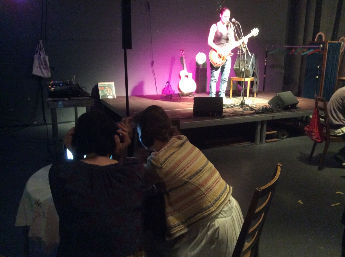 Die Zürcher Restspiele – Texttape, mit Musik von Miriam Schweizer