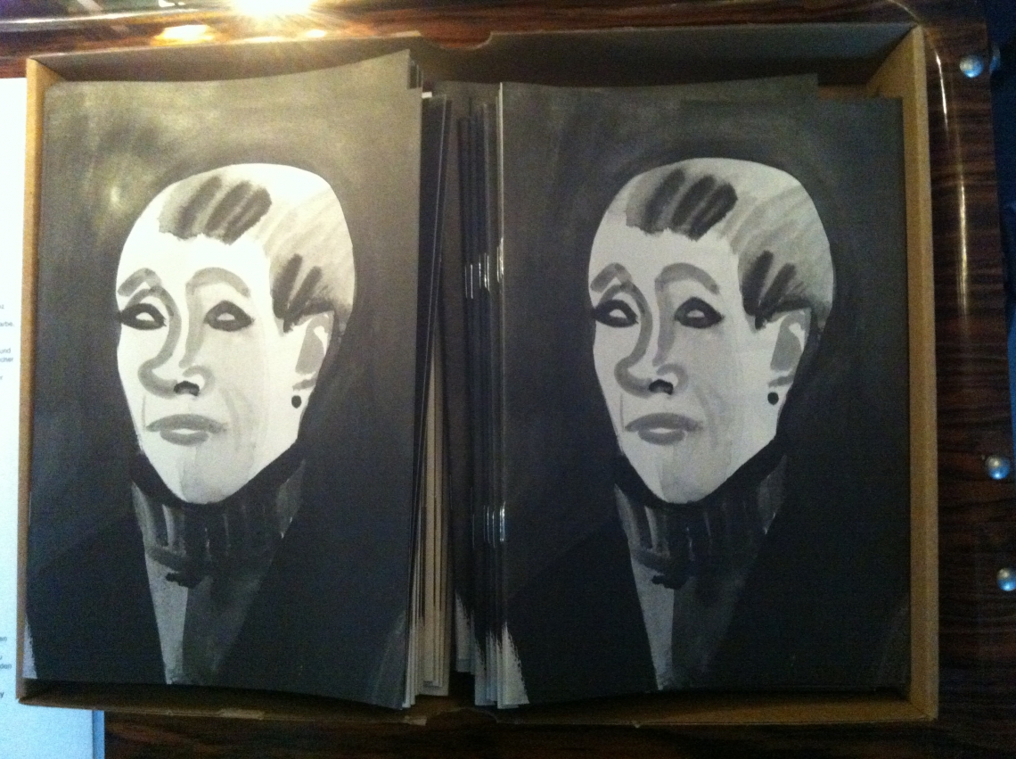 message salon embassy Zine: "Zürich – Anna Lukashevsky"  80 Copies. Signiert und nummeriert