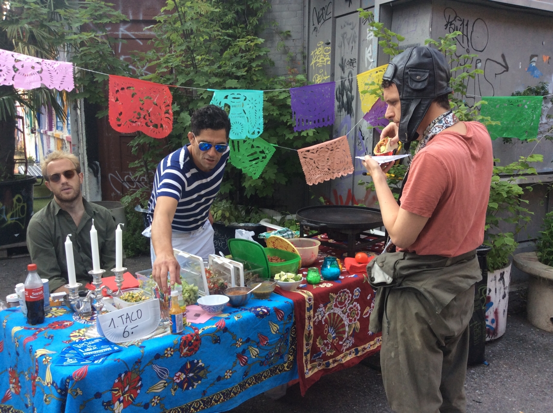 Kursk - wie tief kannst Du sinken? Robis Tacos in  Kurskopolis