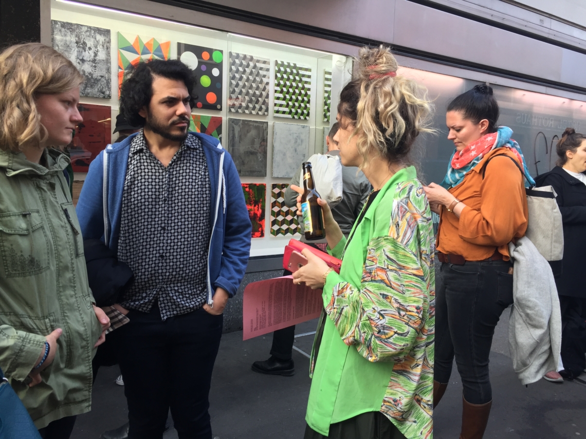 Die message salon Diele 
Davix "Tracks" 