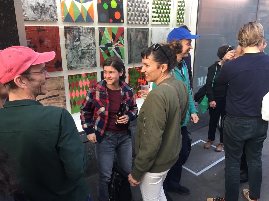 Die message salon Diele 
Davix "Tracks" 