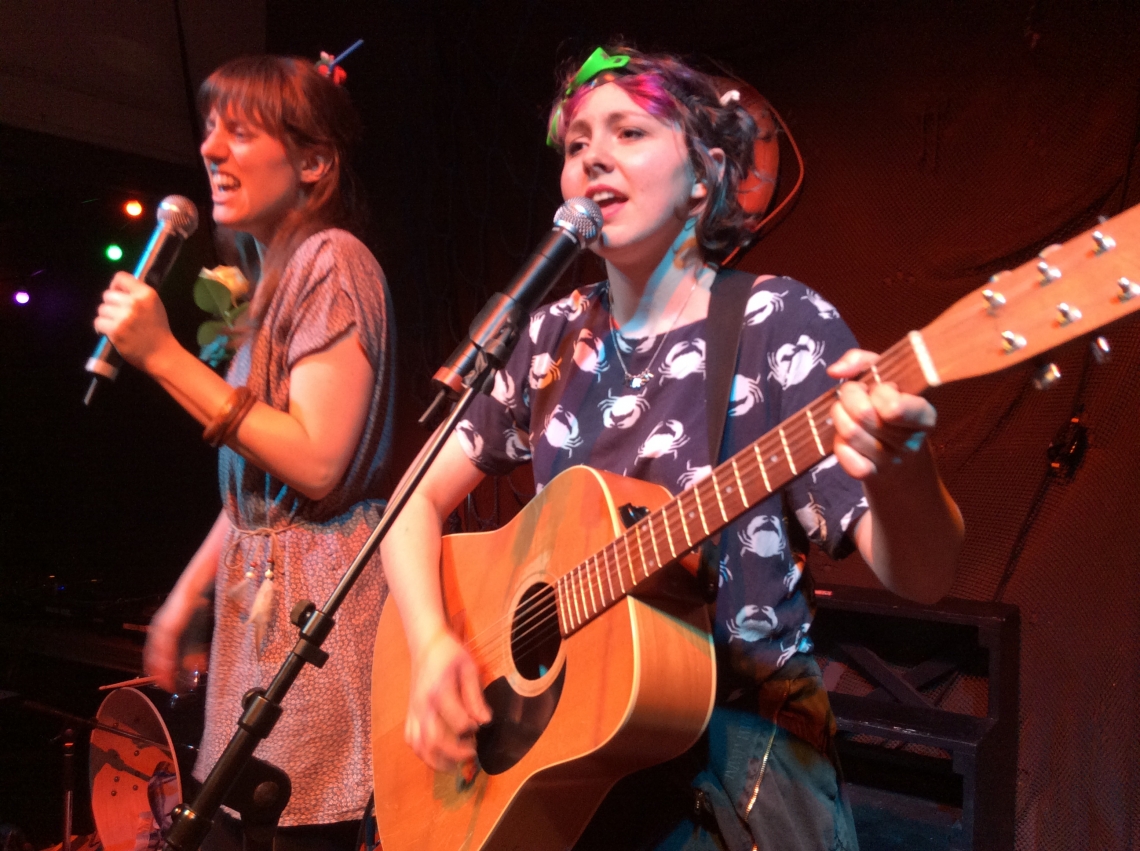 Kursk - wie tief kannst Du sinken? Jane Mumford und Lea Witcher