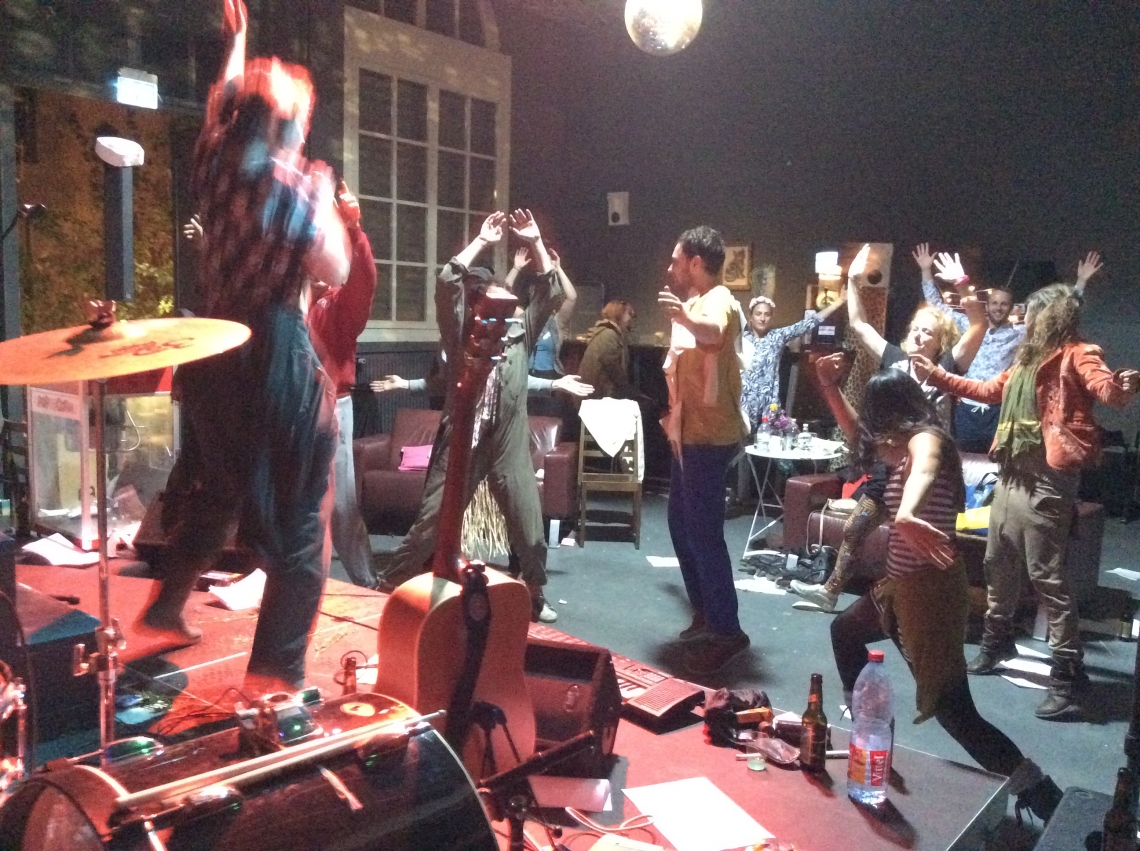 Kursk - wie tief kannst Du sinken? Work out