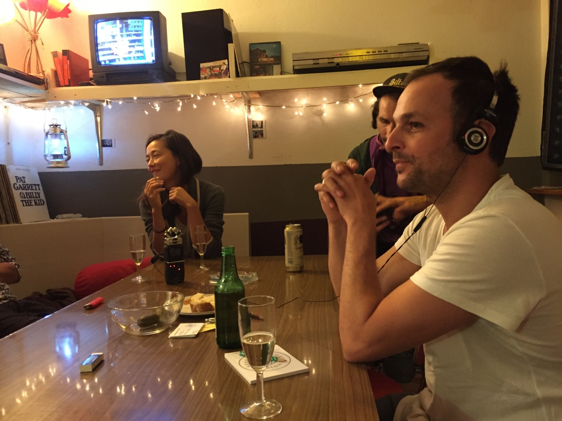 Vernissage message salon embassy Zine #4 Jonathan Touitou.  Recording Conversation