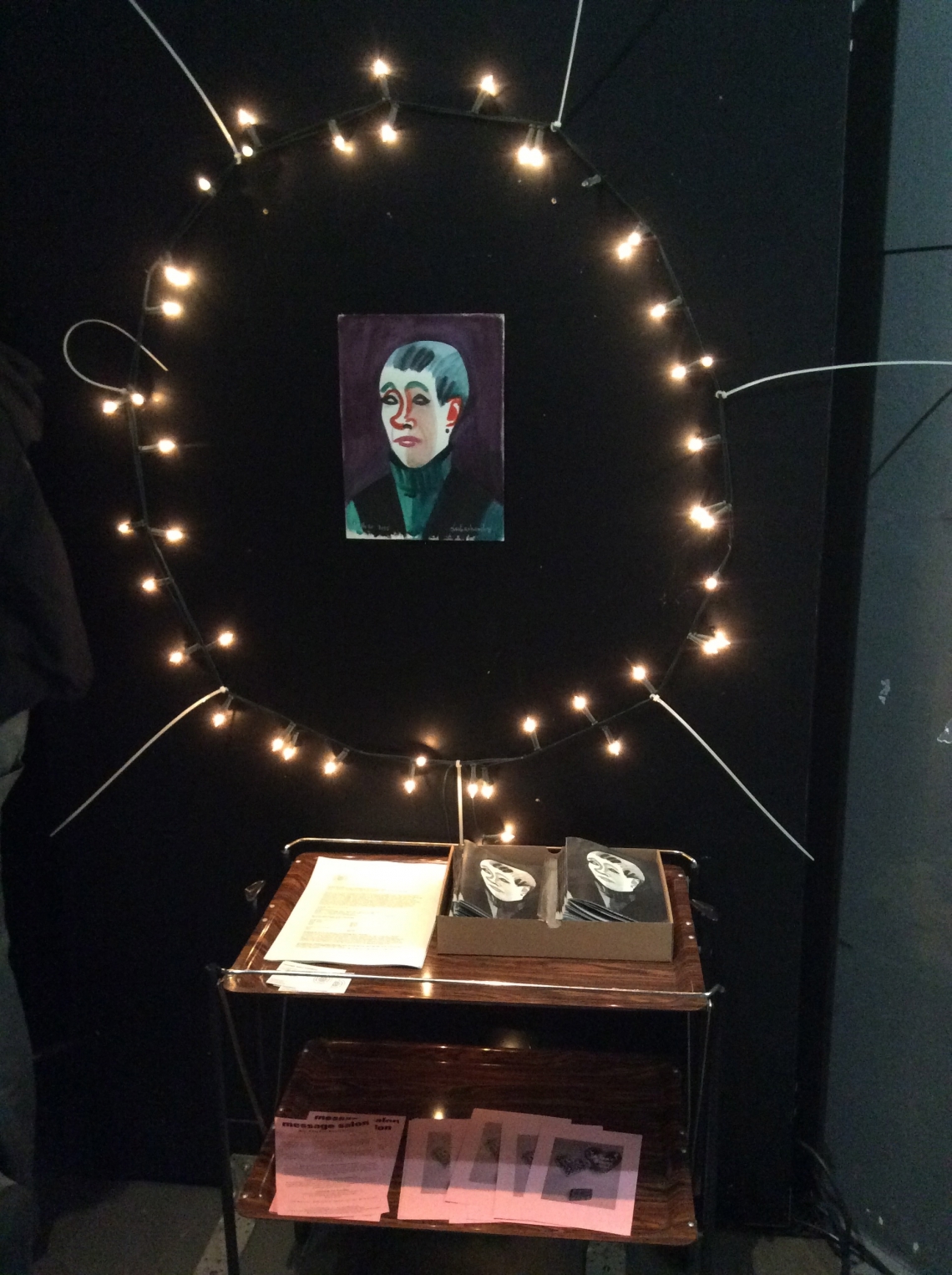 message salon embassy Zine: "Zürich – Anna Lukashevsky"  80 Copies. Signiert und nummeriert