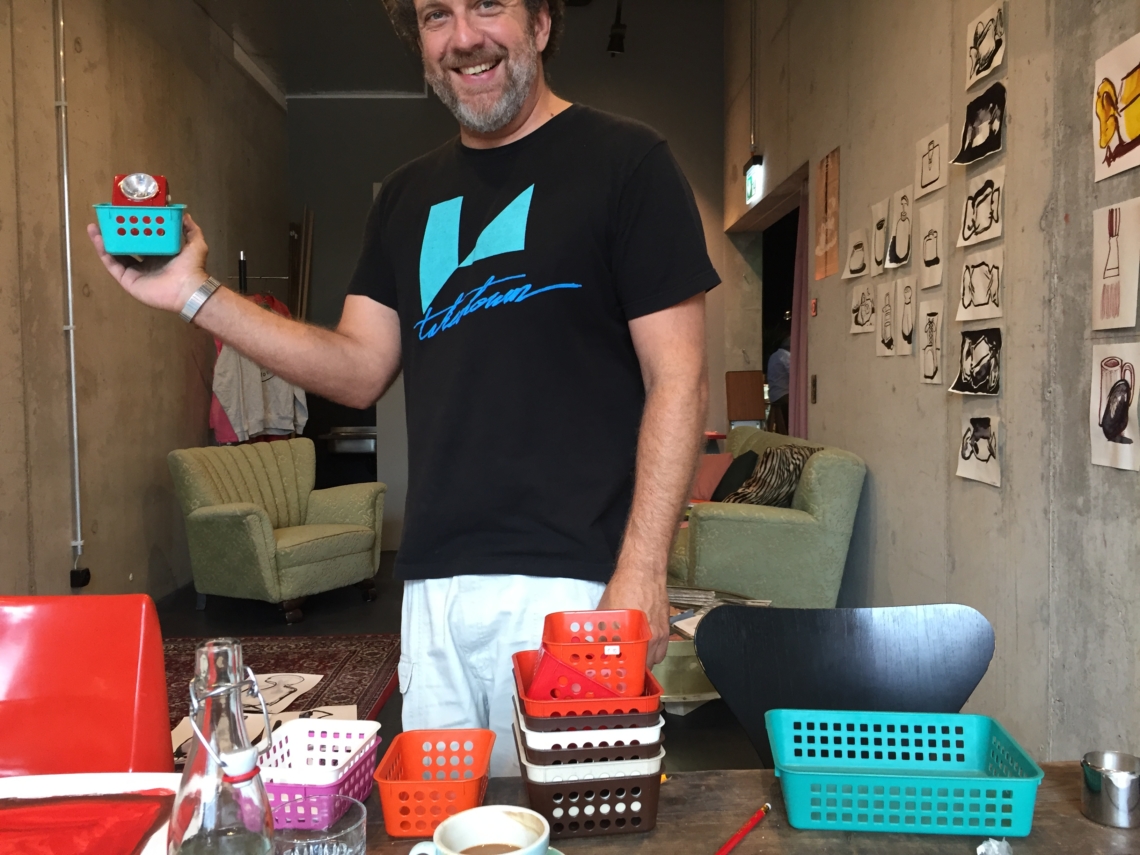 Rich Bott installing the studio show