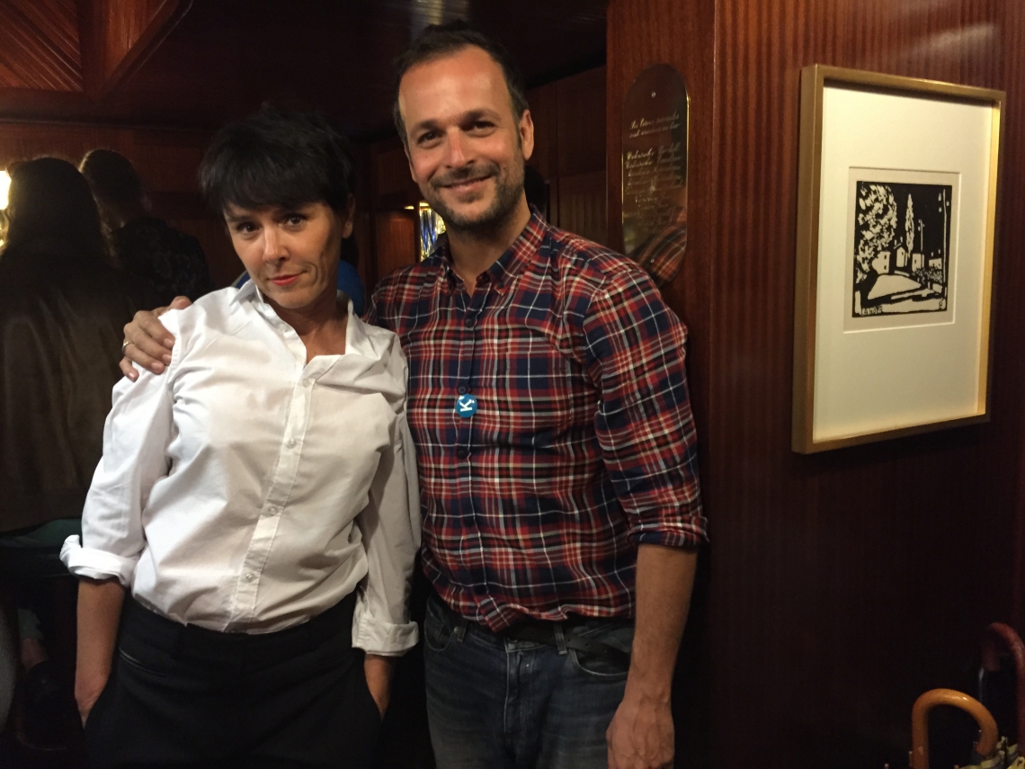 With "Krönlihalle Bar" initiator and bartender Barbara Brandmeier in Kronenhalle Bar