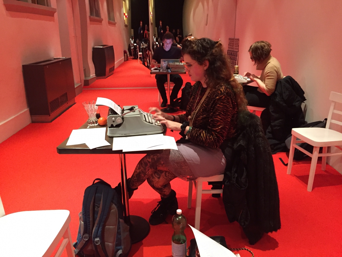 Literatur für das, was passiert. mit Katja Brunner, Ruth Schweikert, Guy Krneta