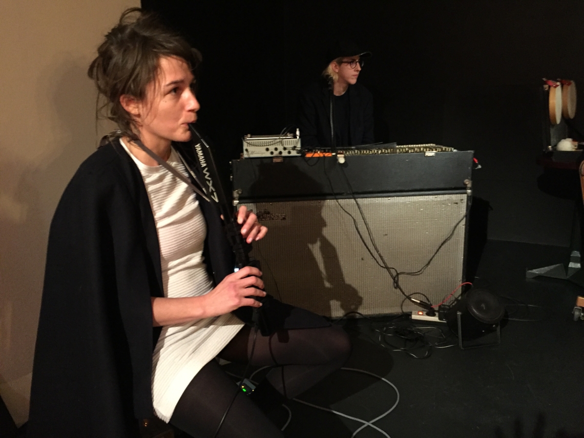 Texttape, Musikalische Pausen mit Circumstances 