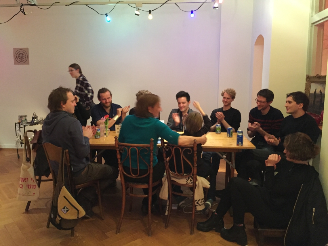 Texttape mit Ruth Schweikert