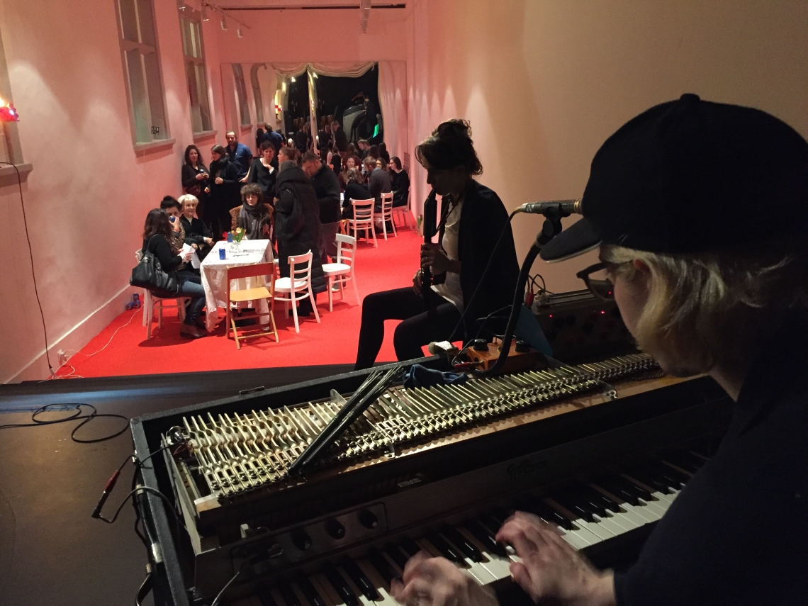 Texttape, Musikalische Pausen mit Circumstances 