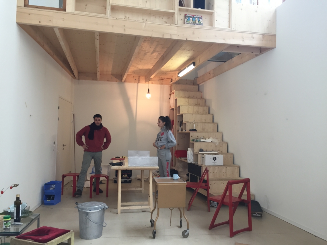 at studio, producing the 15000-lense-camera, with assistent Stella Giger