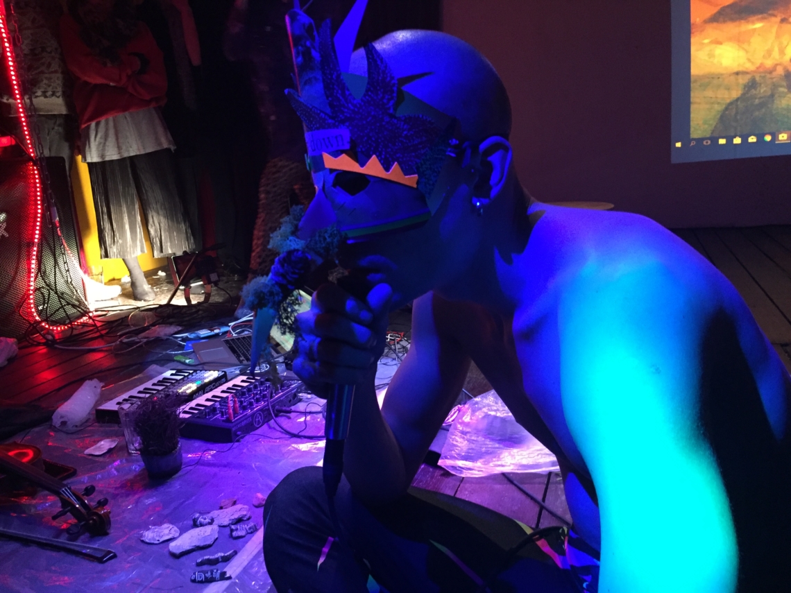 DIVAS at Performancefestival Stereoskop, Wunderkammer Glattpark