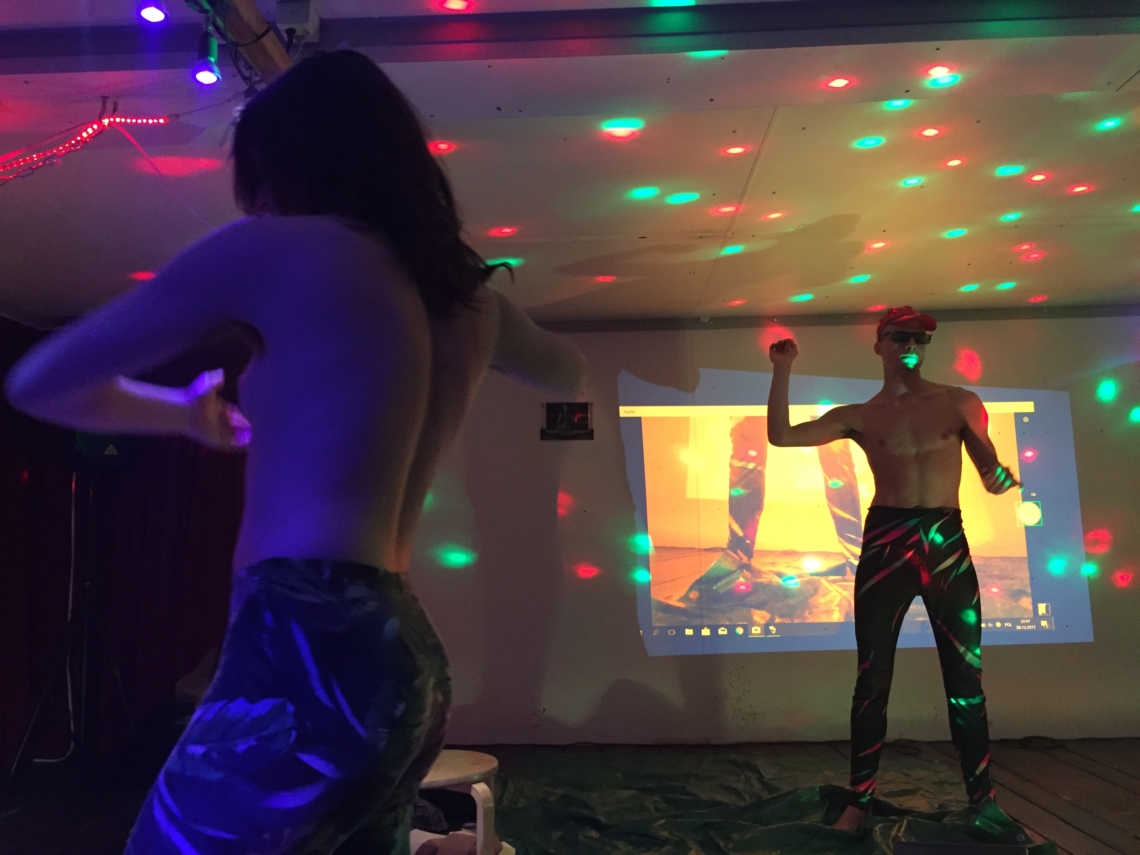 DIVAS at Performancefestival Stereoskop, Wunderkammer Glattpark 