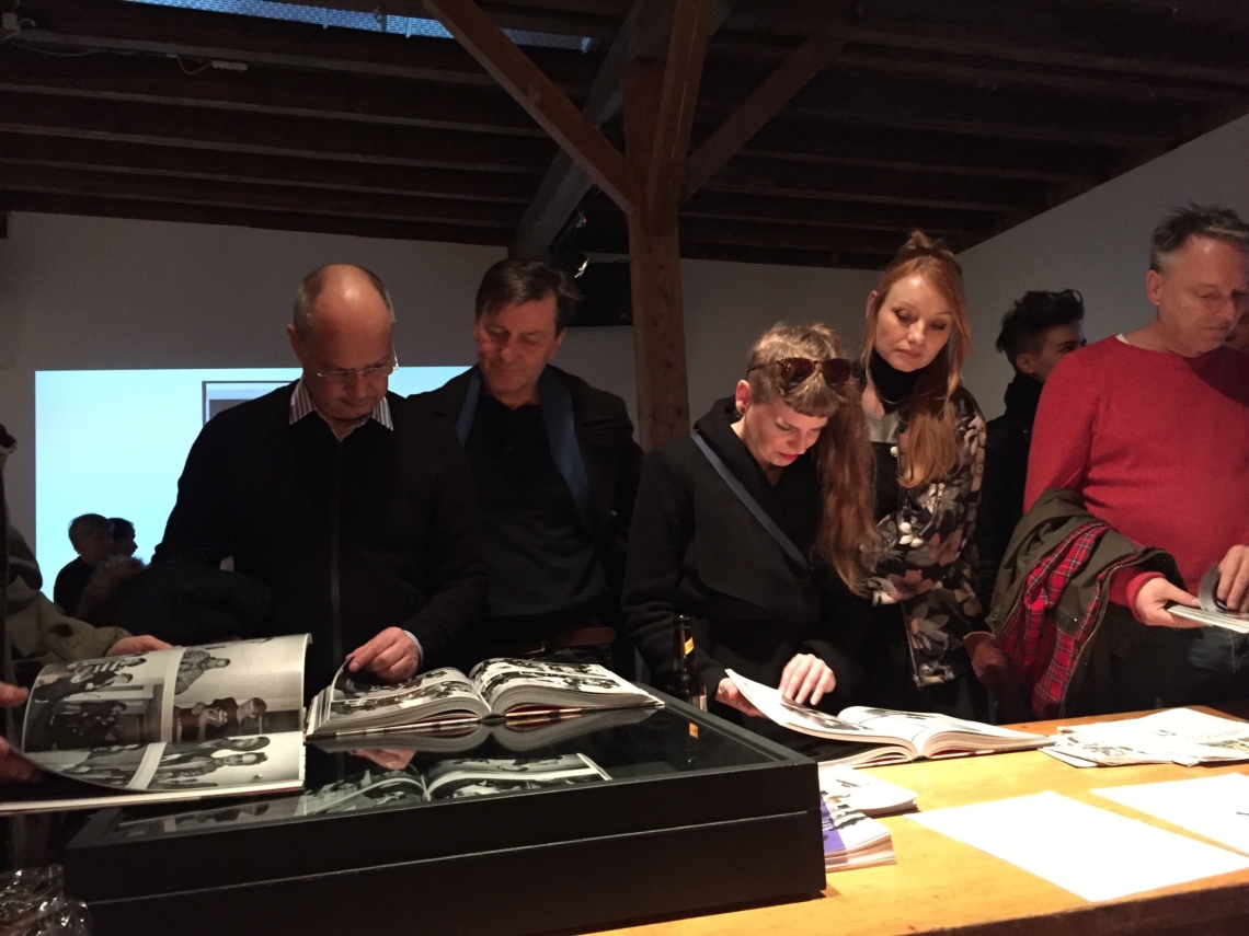 «Esther Eppstein message salon» Buchvernissage