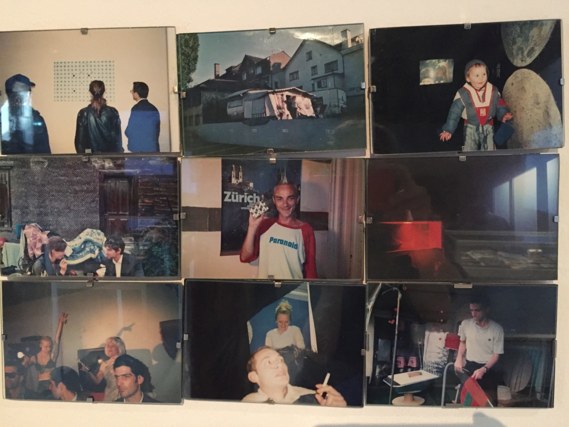 «Esther Eppstein message salon» Installationsansicht