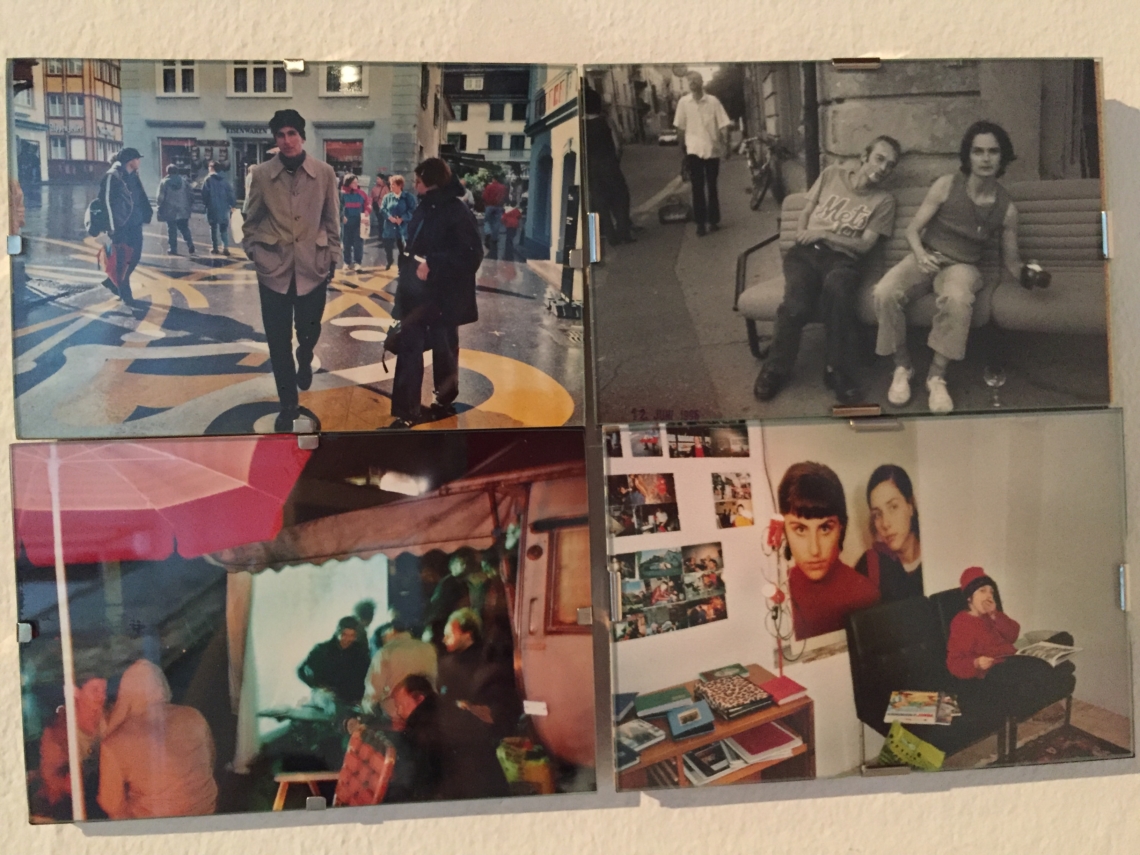 «Esther Eppstein message salon» Installationsansicht