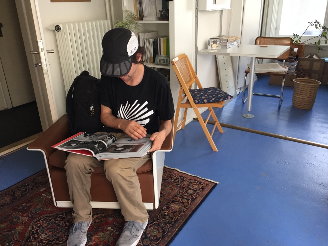 Esther Eppstein signiert bei Nieves