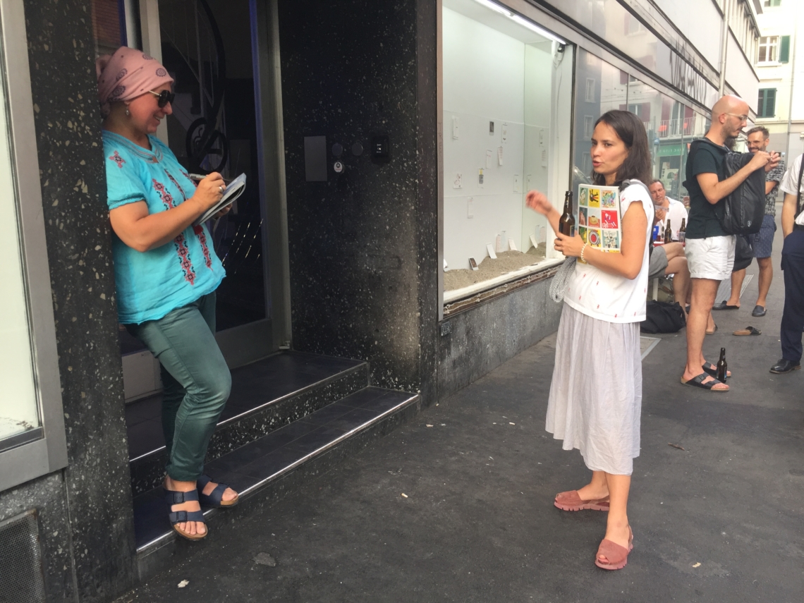 Vernissage Gorod Ustinov Erde der Langstrasse