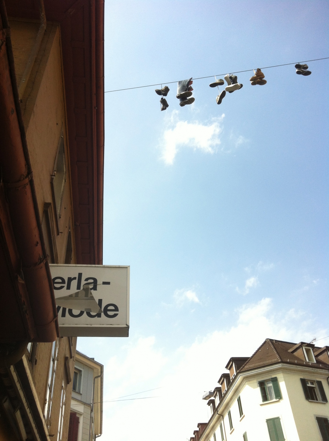 Mayo&Friends,
Installationsansicht Brauerstrasse, message salon 