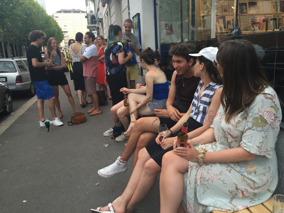 Adnan Softić  trifft auf Zürcher Szene, Vernissage im Material, Raum für Buchkultur