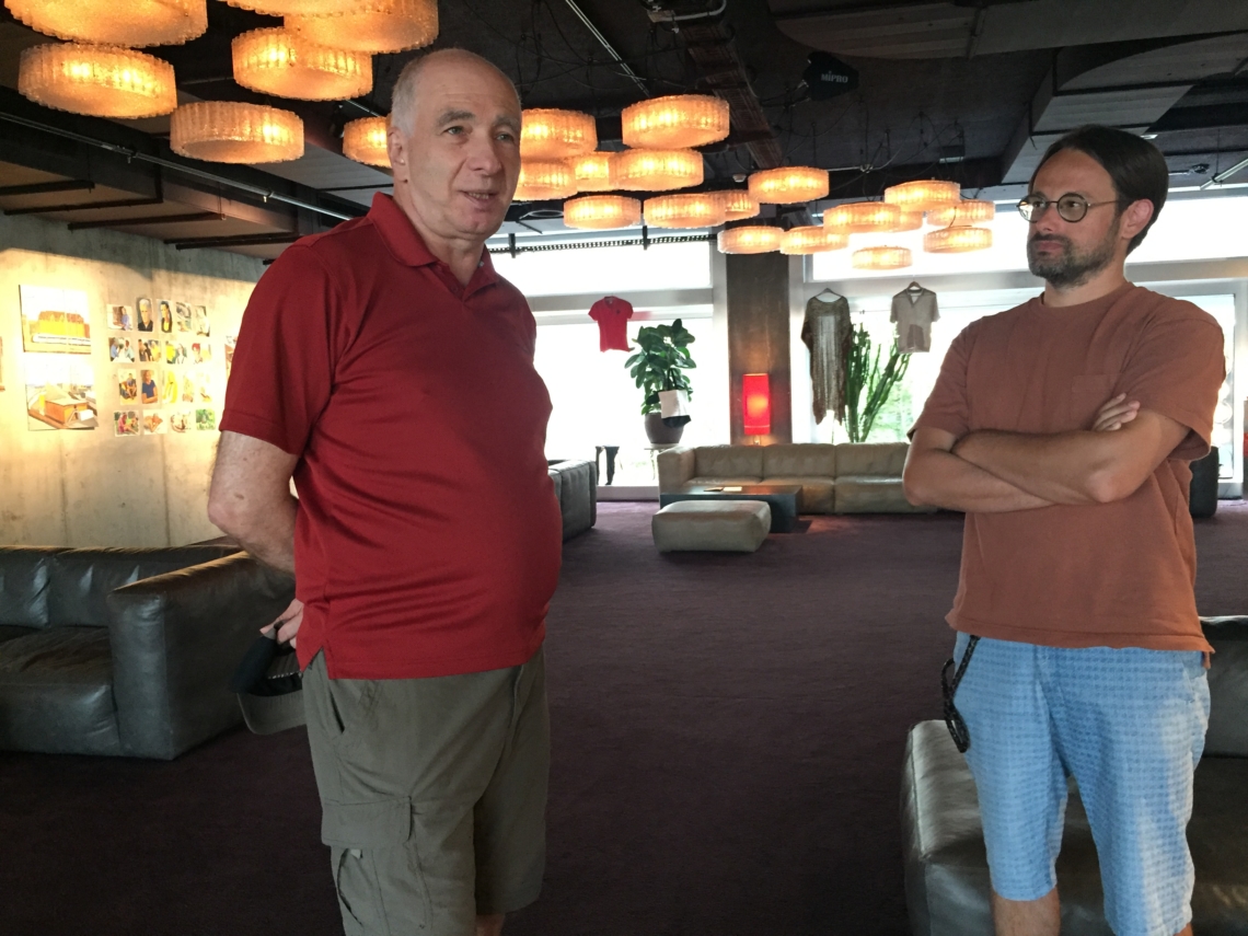 Adnan Softić trifft auf Klaus Rosza, Fotograf und filmemacher in Zürich