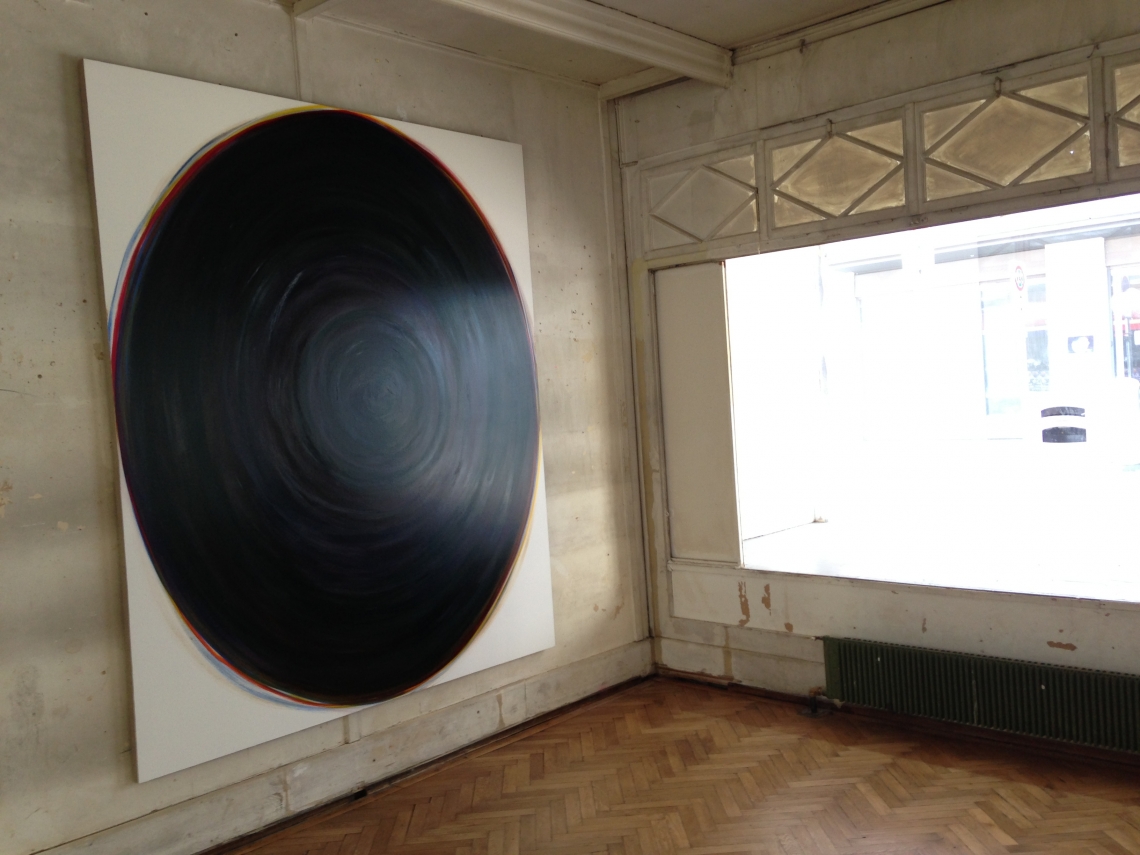 Schwarze Löcher, Installationsansicht, message salon 2013