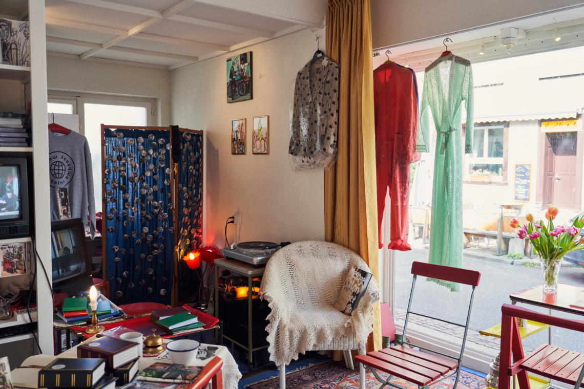 message salon embassy Réception. Photo©Saskja Rosset