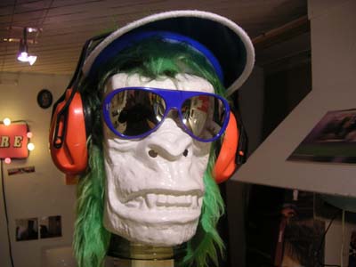 plus 100 artists: Installationsansicht