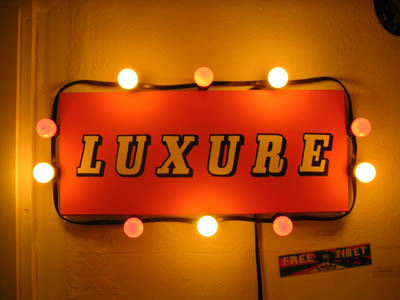 plus 100 artists: Installationsansicht