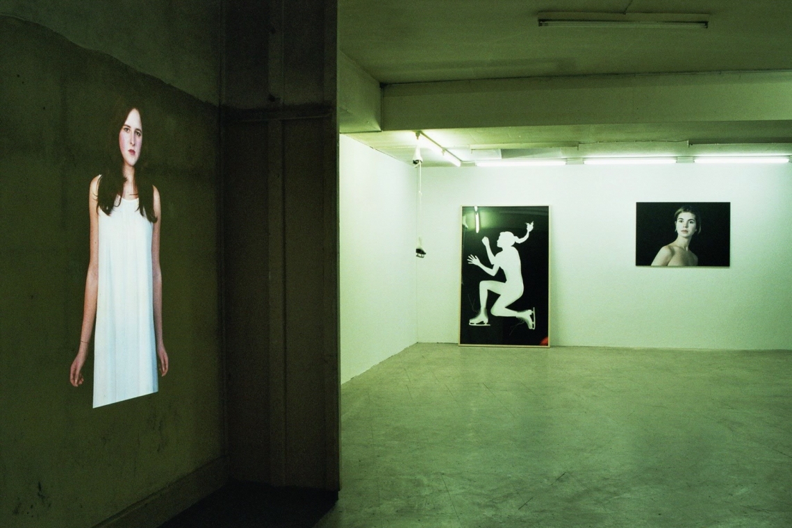 Installationsansicht, message salon