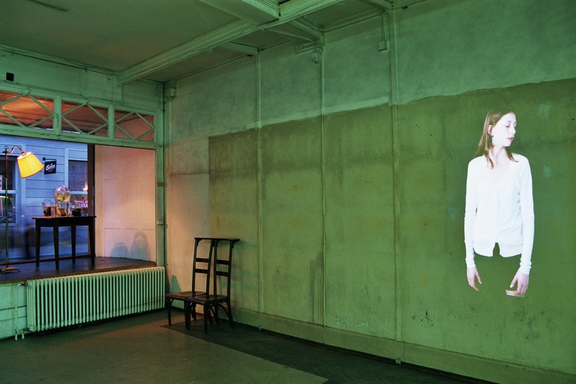 Installationsansicht, message salon